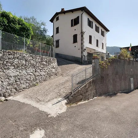 Polla Relax Vicino Lucca Dom wakacyjny