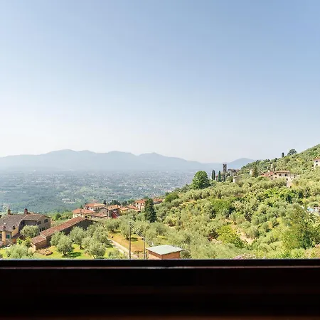 Holiday home Polla Relax Vicino Lucca Matraia